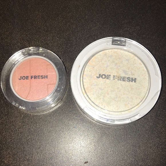 NWT Joe Fresh Blush and Translucent powder duo - Picture 1 of 3